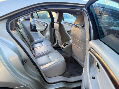 2011 Ford Taurus Limited