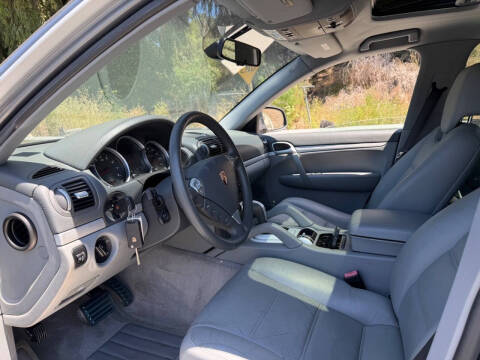 2004 Porsche Cayenne S