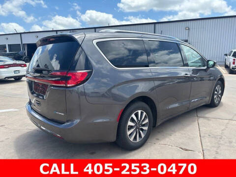 2021 Chrysler Pacifica Hybrid Touring L