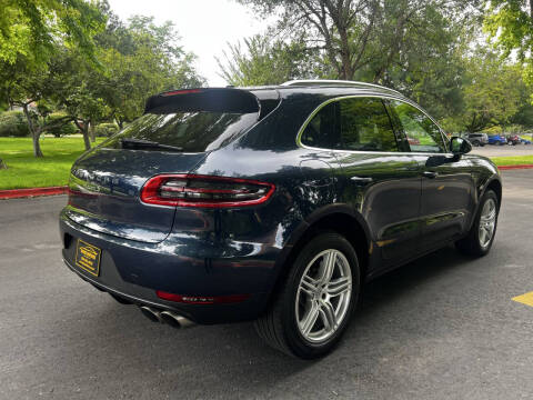 2016 Porsche Macan S