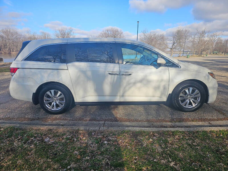 Used 2016 Honda Odyssey EX-L with VIN 5FNRL5H63GB033719 for sale in Terre Haute, IN