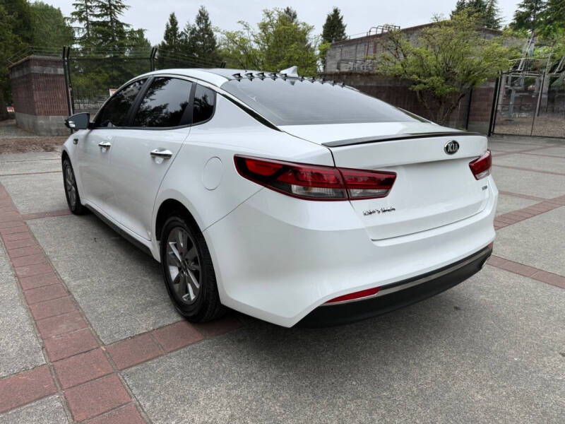 2017 Kia Optima LX Turbo