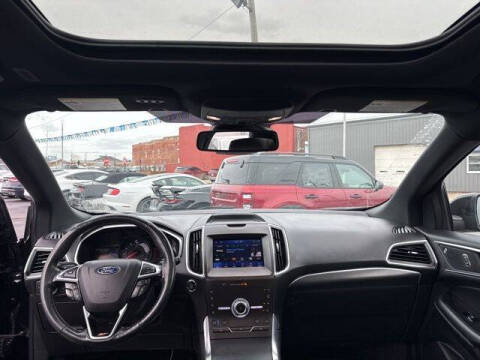 2020 Ford Edge ST