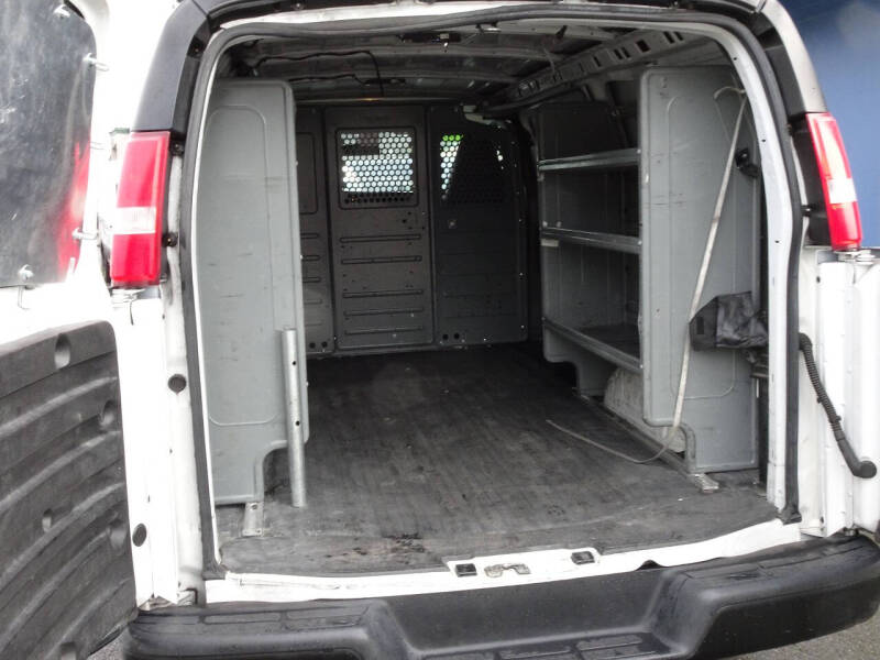 2017 Chevrolet Express 2500