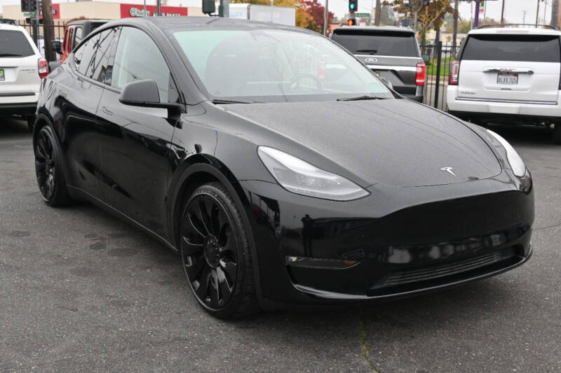 2023 Tesla Model Y Performance