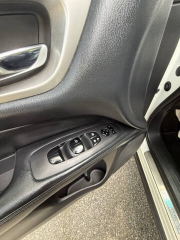2014 Nissan Pathfinder SL