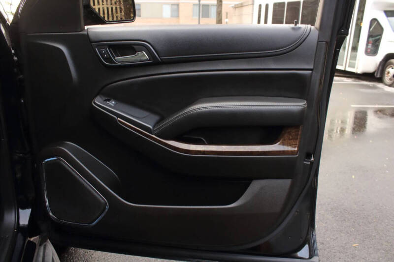 2017 Chevrolet Suburban LS