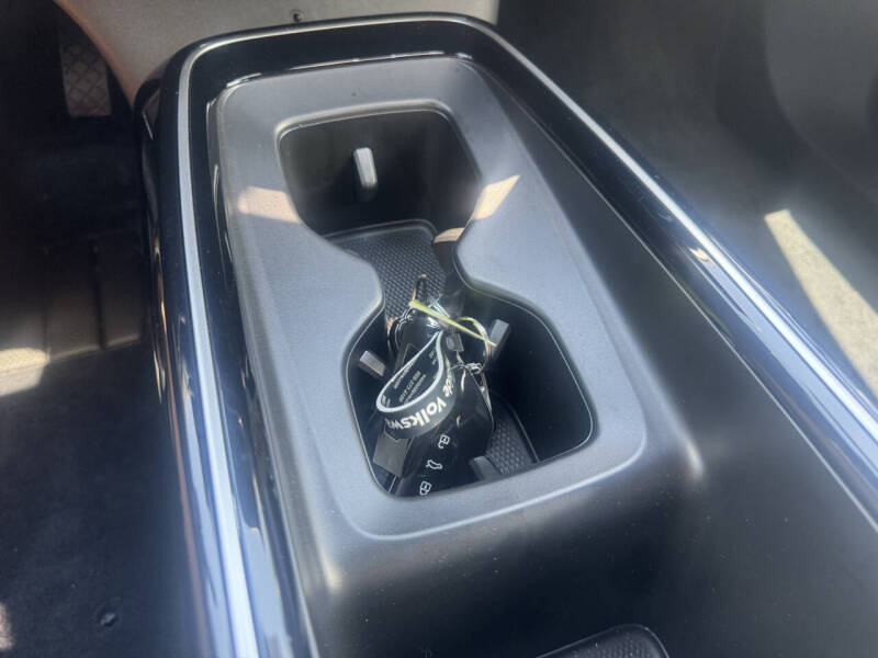 2025 Volkswagen ID.4 Pro