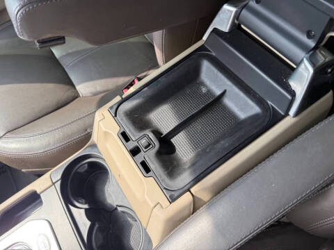 2016 Land Rover LR4 HSE LUX