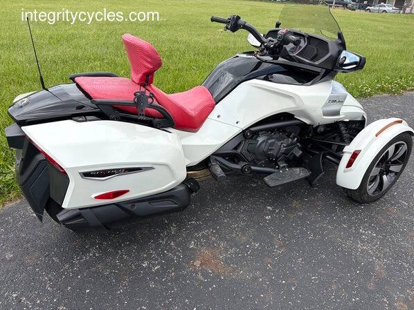 2017 Can-Am SPYDER F3-T SE6