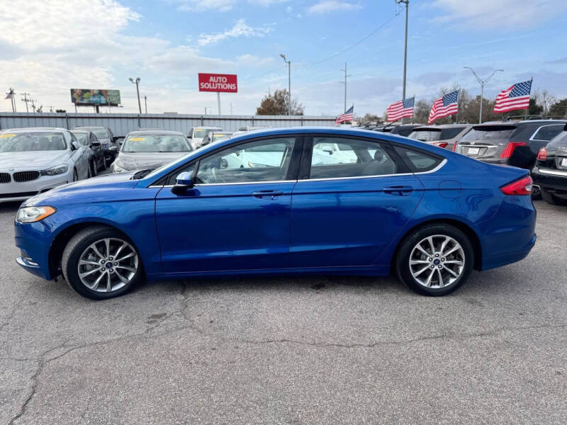 2017 Ford Fusion SE