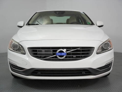 2015 Volvo S60 T5 Drive-E Platinum