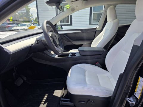 2024 Tesla Model Y Long Range