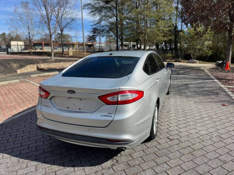 2013 Ford Fusion Hybrid SE