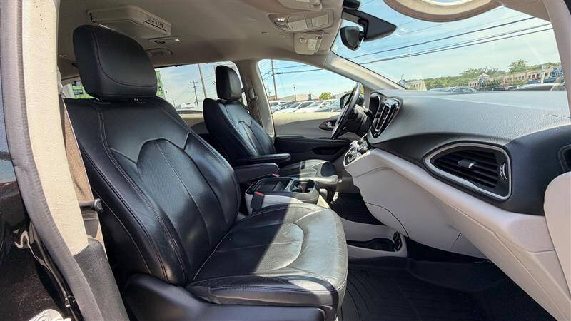 2018 Chrysler Pacifica Touring L