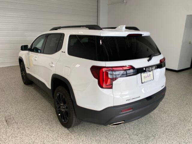 2022 GMC Acadia SLE