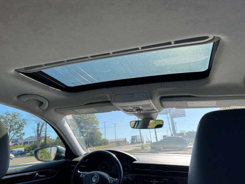 2020 Volkswagen Passat SEL