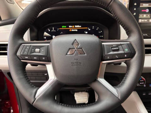 2025 Mitsubishi Outlander SEL