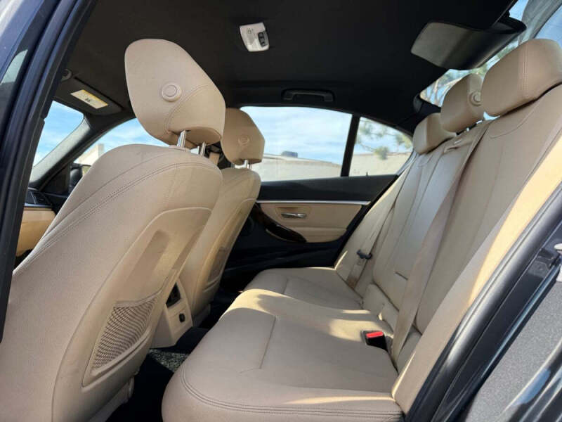 2018 BMW 3 Series 330i