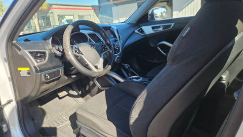 2017 Hyundai Veloster