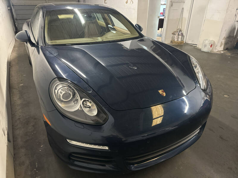2014 Porsche Panamera