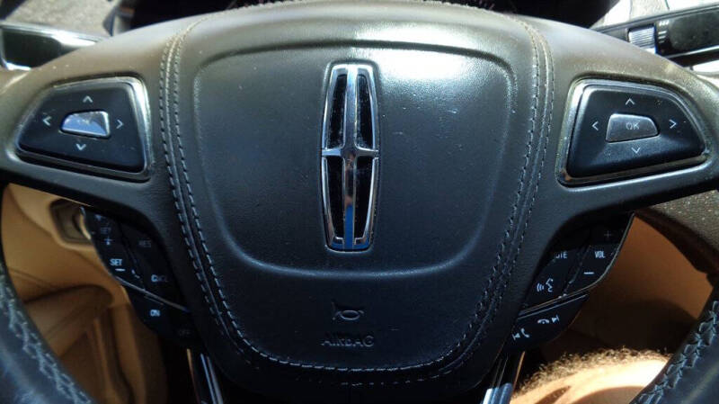 2017 Lincoln MKZ Select