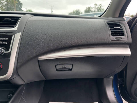 2017 Nissan Altima 2.5 SR