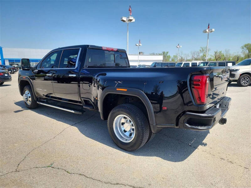 Used 2024 GMC Sierra 3500HD Denali with VIN 1GT49WE70RF225979 for sale in Claremore, OK