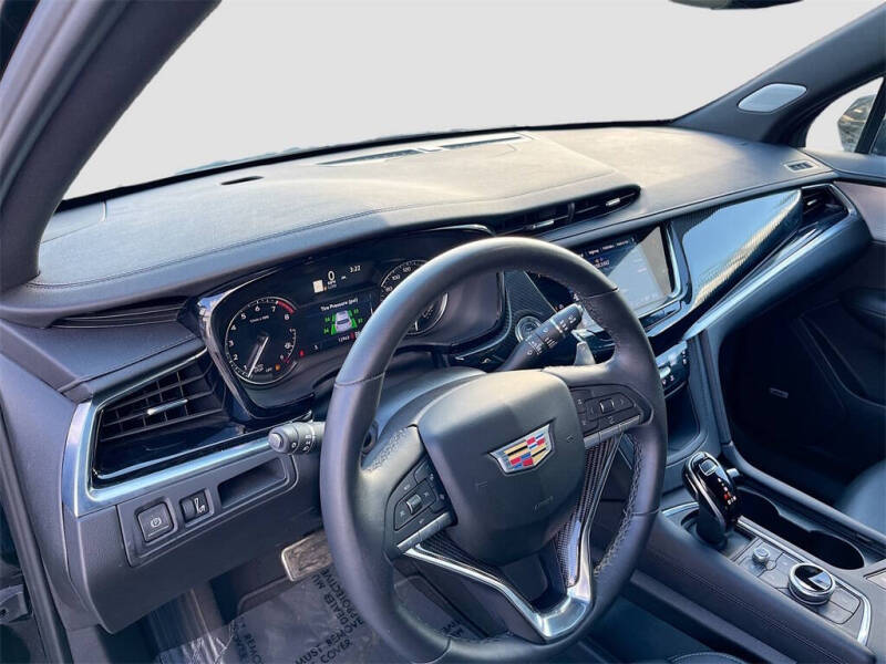 2025 Cadillac XT6 Sport