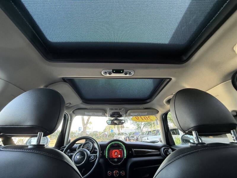 2019 MINI Hardtop 4 Door