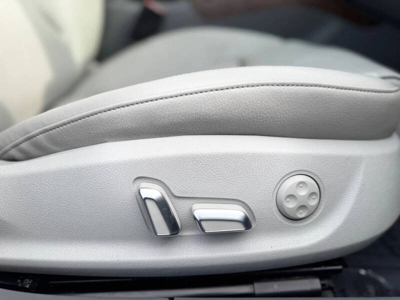 2015 Audi A4 2.0T Premium Plus