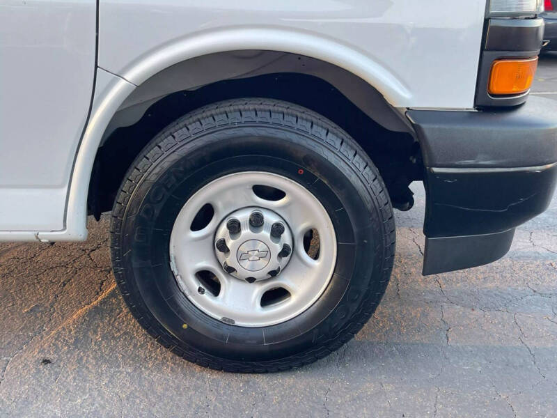 2020 Chevrolet Express 2500