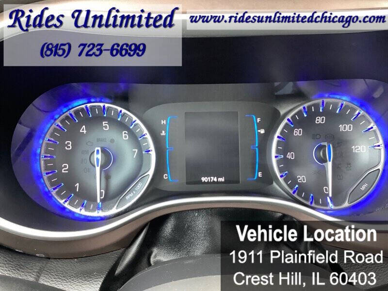 2017 Chrysler Pacifica Touring-L