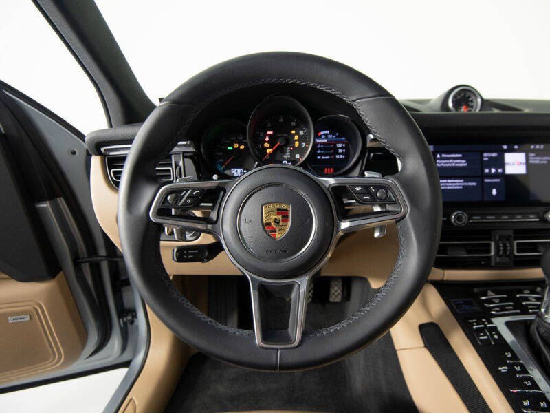 2021 Porsche Macan
