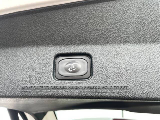 2019 Ford Explorer Platinum