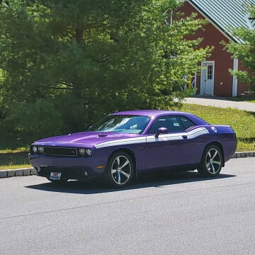 2013 Dodge Challenger for sale at R & R AUTO SALES in Poughkeepsie NY