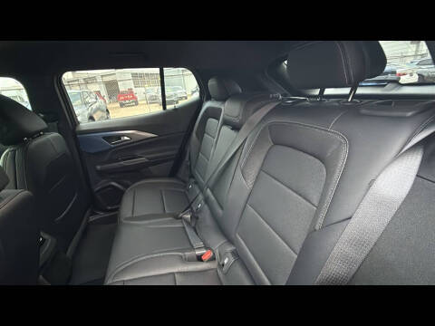 2025 Chevrolet Equinox EV LT 2