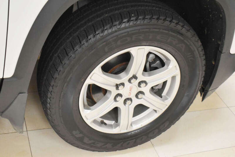 2018 GMC Acadia SLE-1