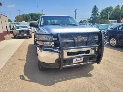 2013 Chevrolet Silverado 2500HD for sale at J & S Auto Sales in Thompson ND