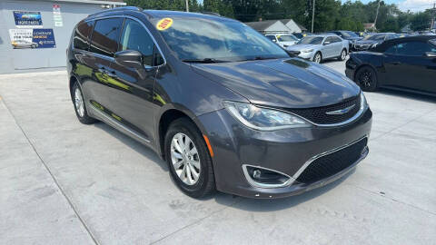 2018 Chrysler Pacifica Touring L