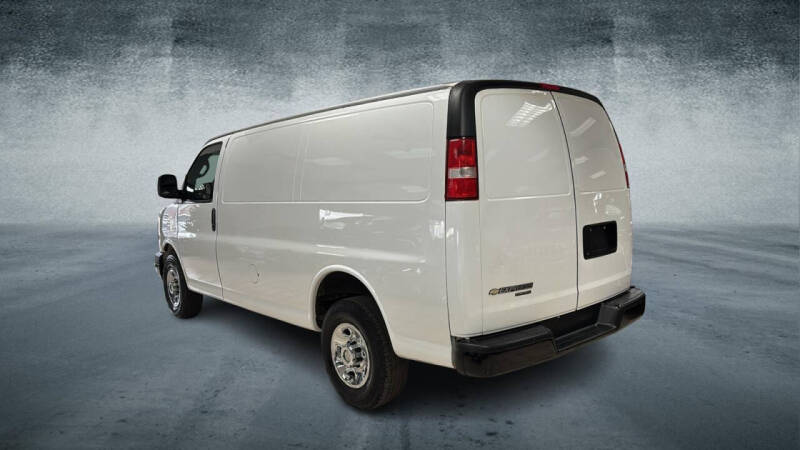 2016 Chevrolet Express 2500