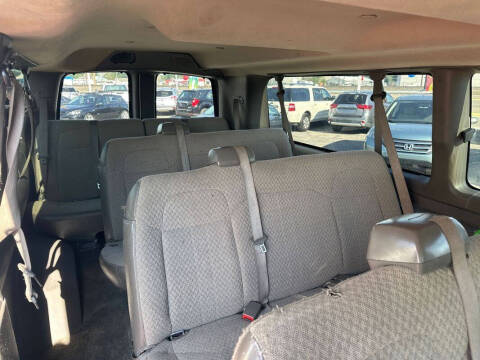 2017 Chevrolet Express LT 3500