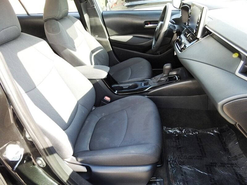 2020 Toyota Corolla Sedan - $15,900
