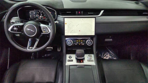 2022 Jaguar F-PACE SVR