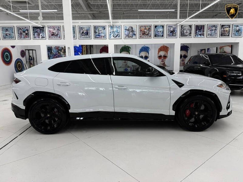 2021 Lamborghini Urus