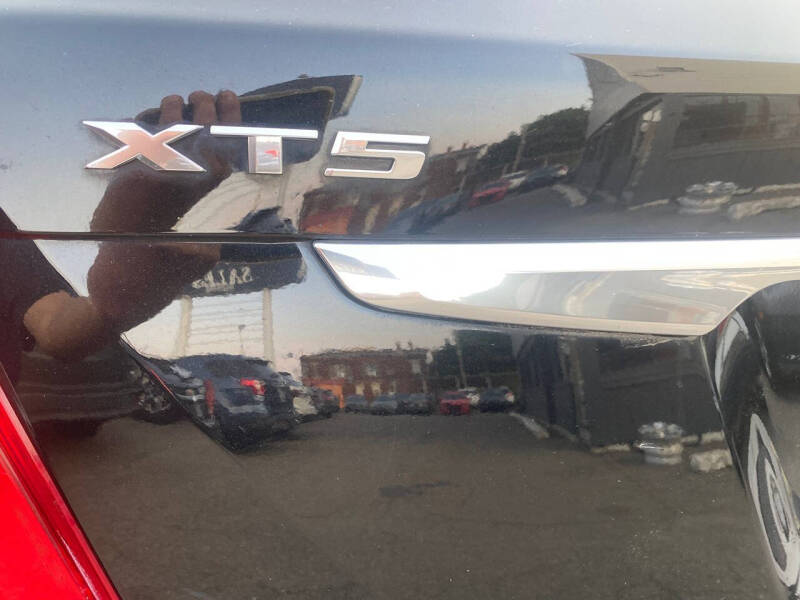 2017 Cadillac XT5