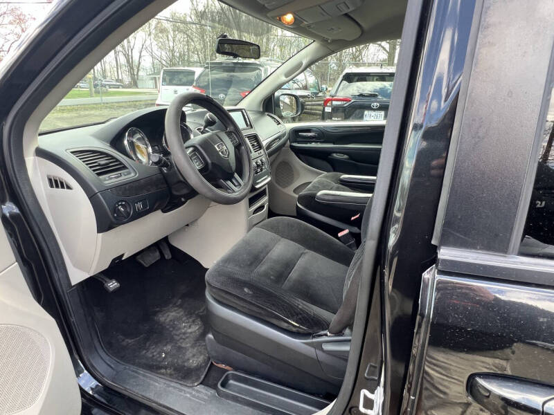 2017 Dodge Grand Caravan SE