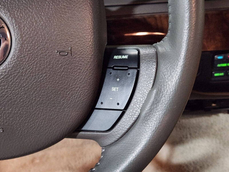 2009 Mercury Grand Marquis LS