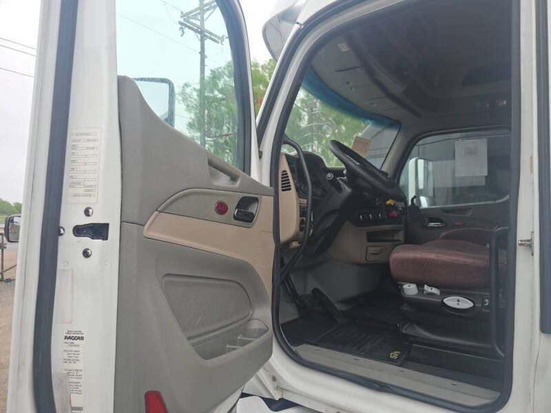2020 Peterbilt 579