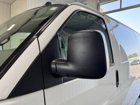 2023 GMC Savana 2500